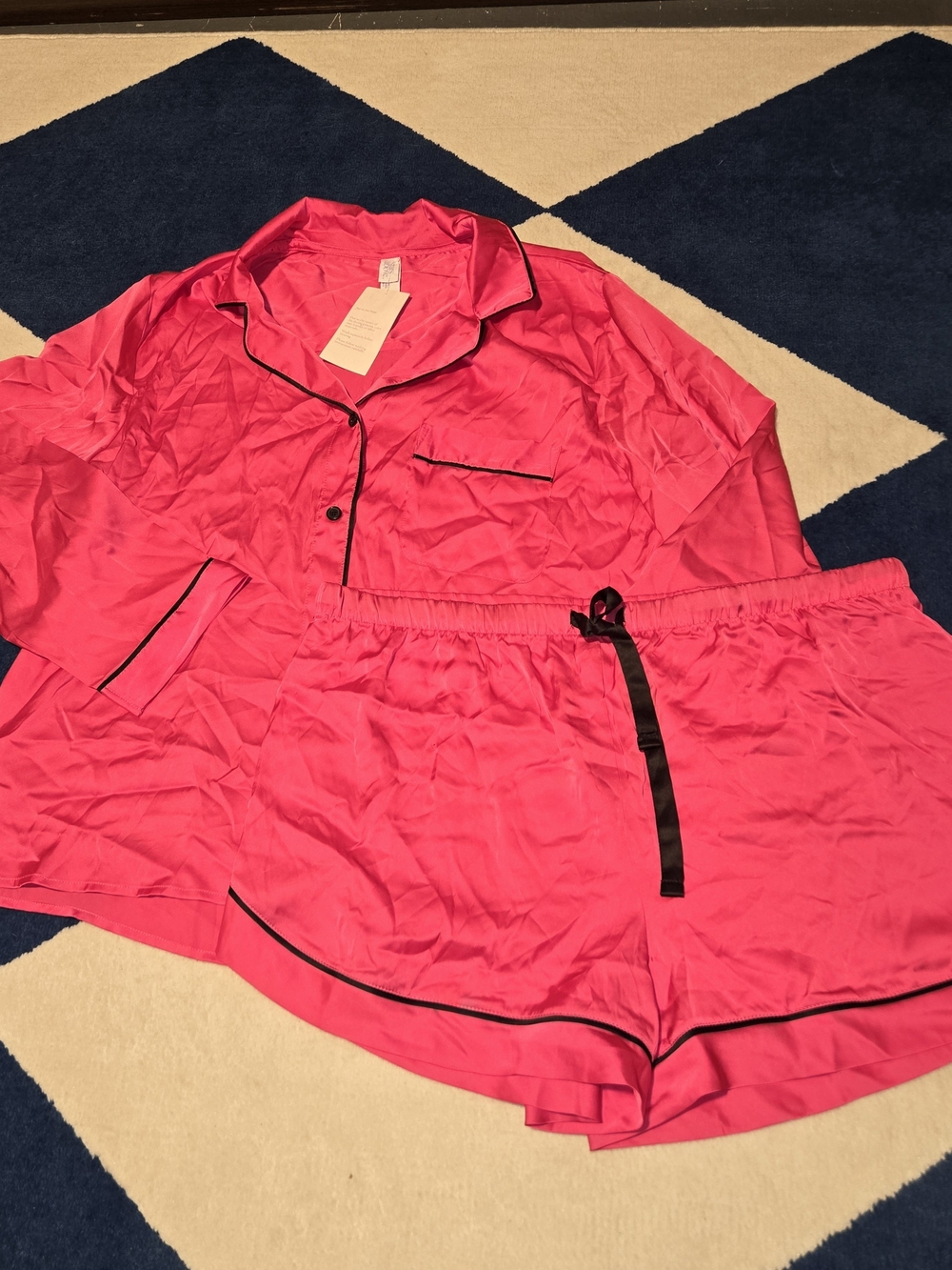STARS ABOVE Pink Satin Pajama Set Size Large NWT